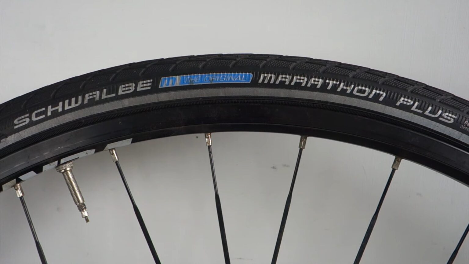 12 Best Road Bike Tires for Puncture Resistance 2024 Stay on Track